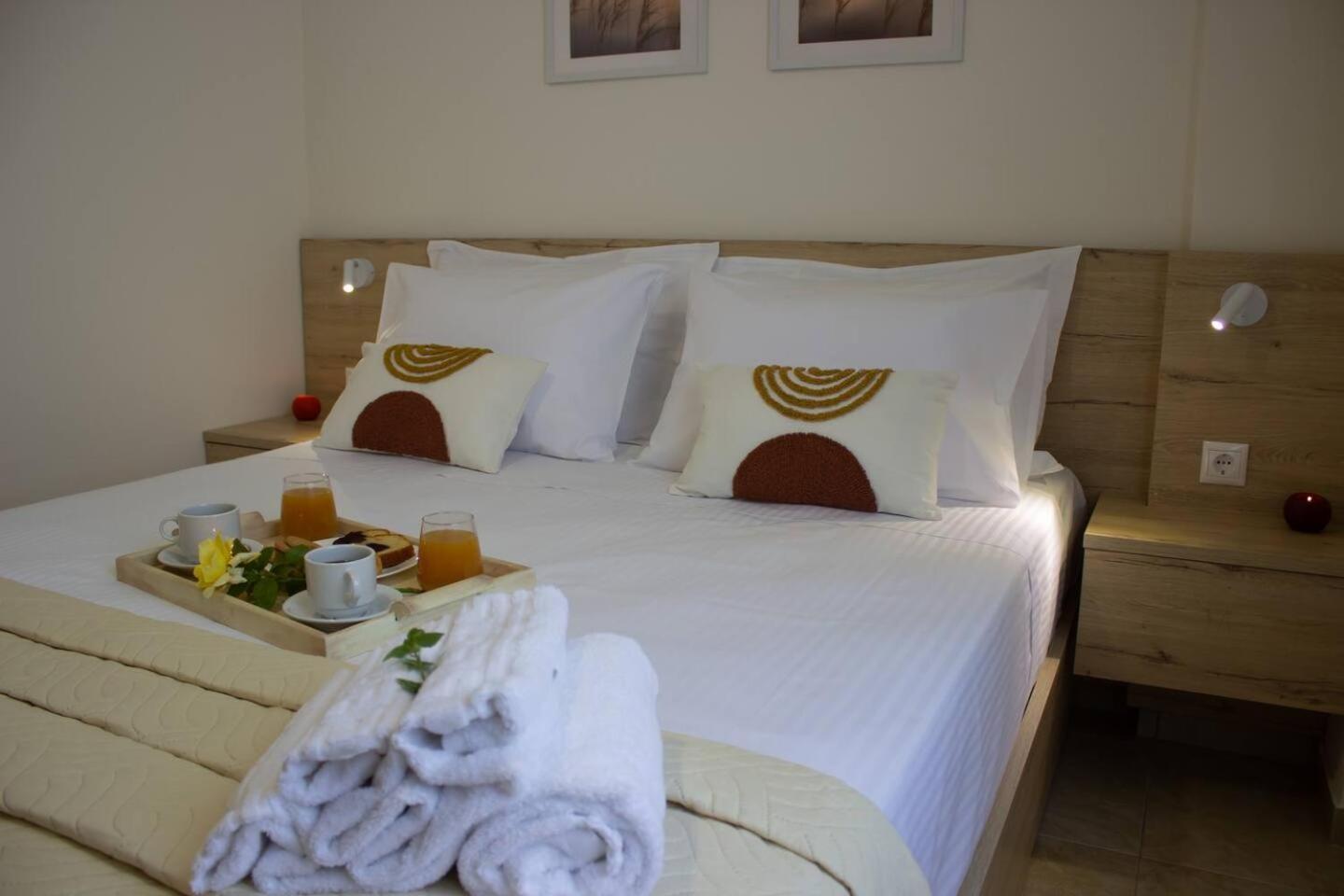 Maistro Suites With Pool, Matala ภายนอก รูปภาพ