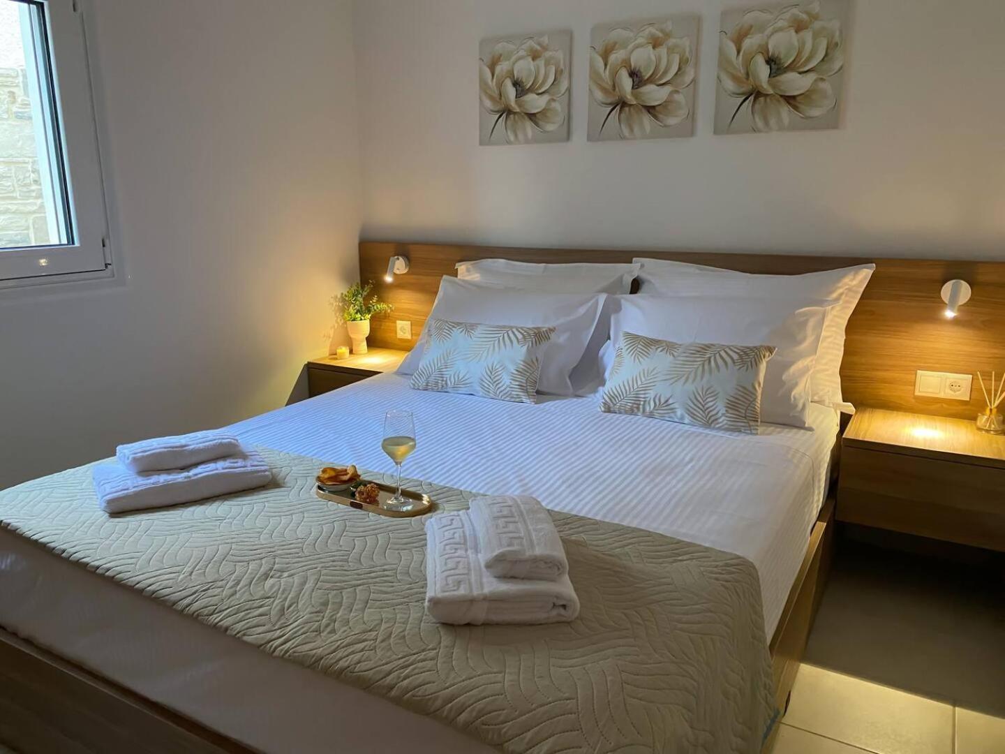 Maistro Suites With Pool, Matala ภายนอก รูปภาพ