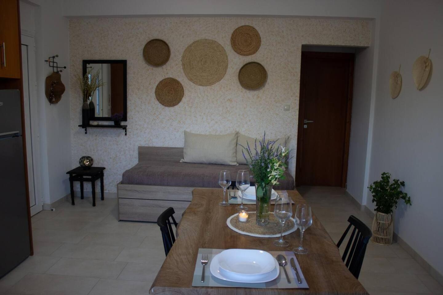 Maistro Suites With Pool, Matala ภายนอก รูปภาพ