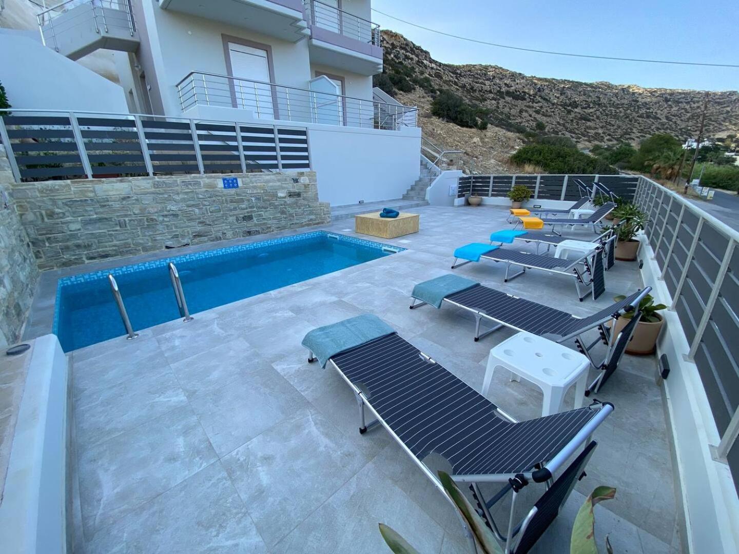 Maistro Suites With Pool, Matala ภายนอก รูปภาพ